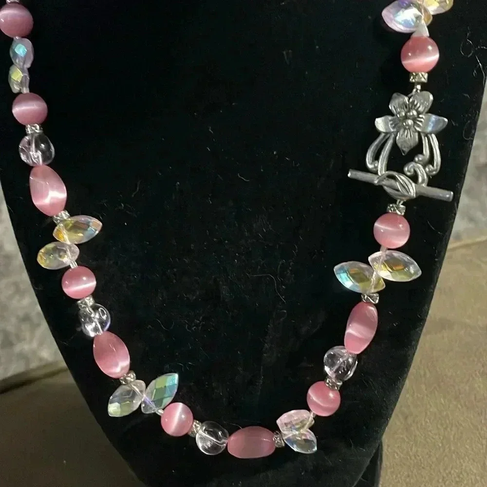Vintagee moonstone crystal glass beaded necklacece